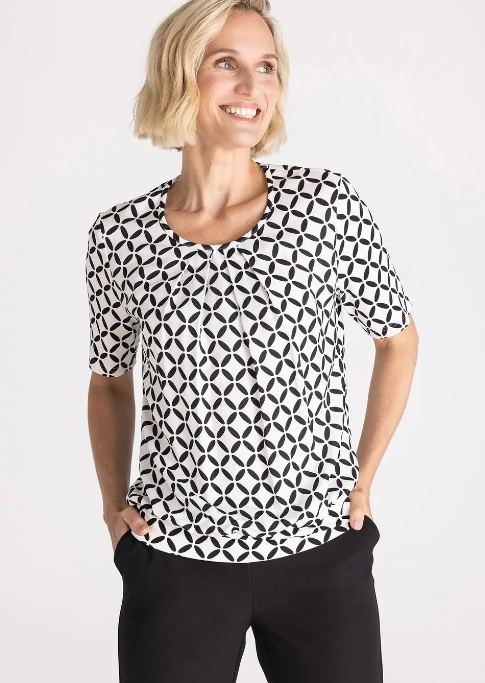 Blouse fluide avec bord en jersey