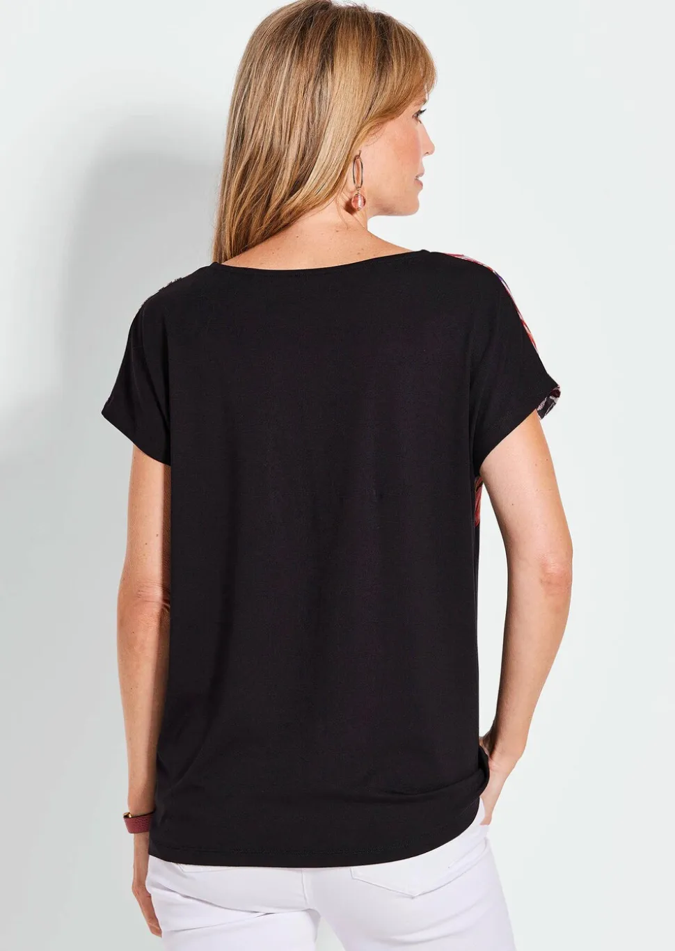 Blouse fluide avec imprimé raffiné, devant.