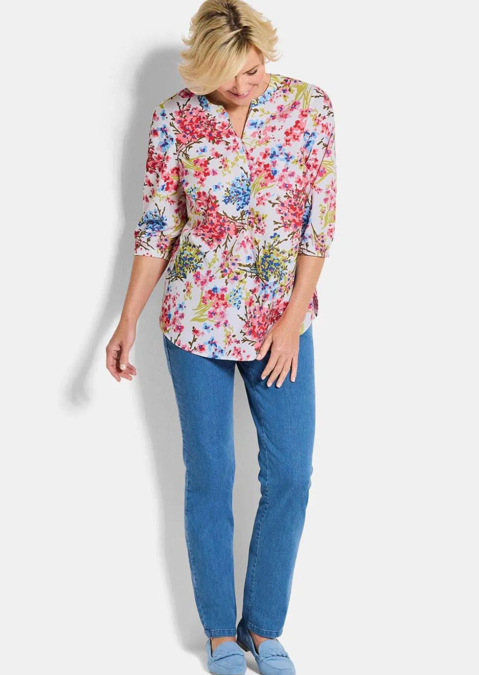 Blouse à motif floral, facile d'entretien