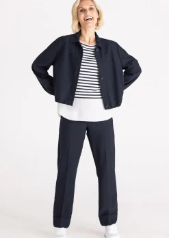 Blouson court avec finitions extensibles