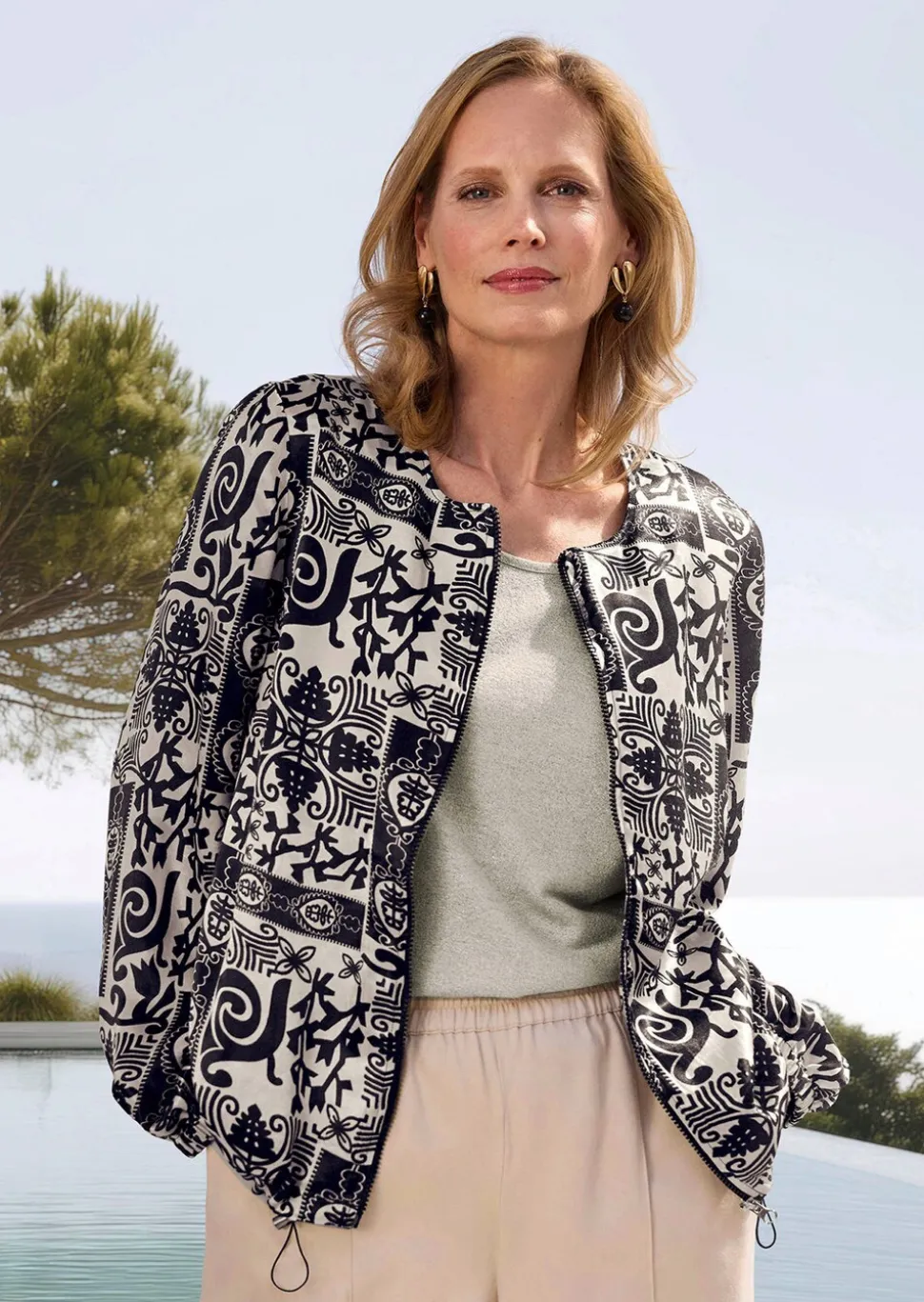 Blouson noble en satin de viscose