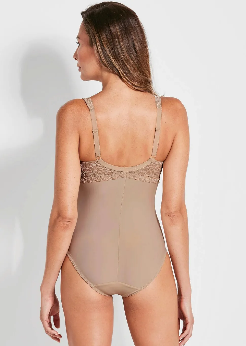 Body minimiseur avec armatures