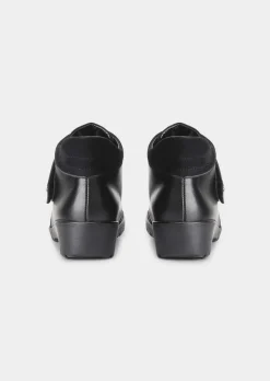 Bottines avec fermeture velcro