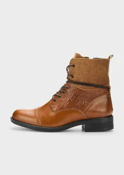 Bottines en cuir marqué