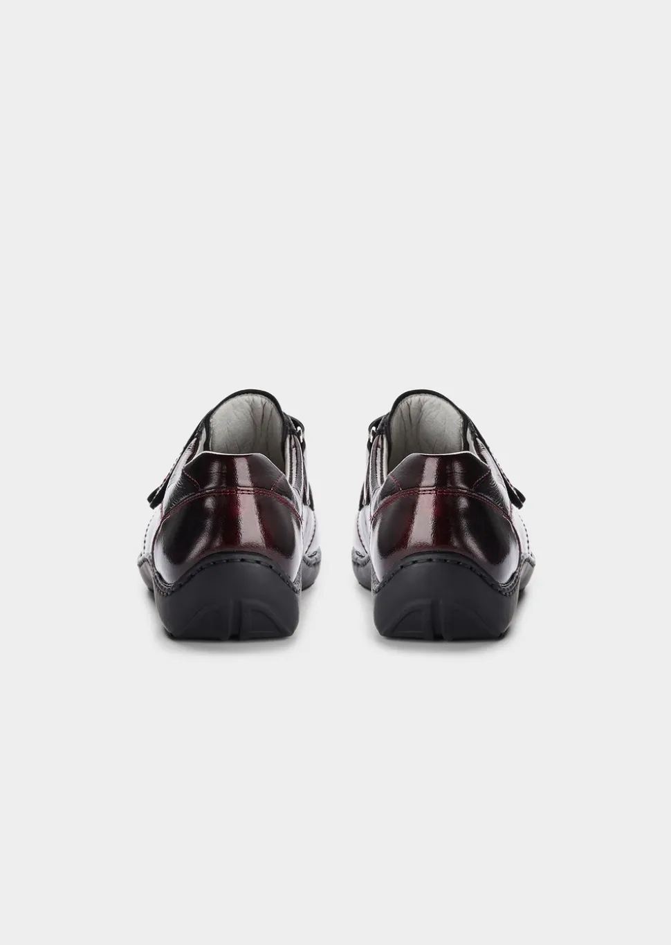 Chaussures basses avec fermeture velcro réglable