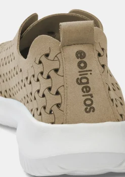 Chaussures ultra-légères avec perforations