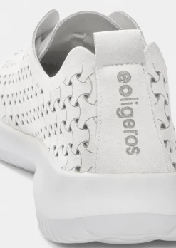 Chaussures ultra-légères avec perforations