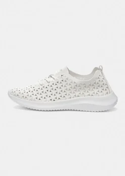 Chaussures ultra-légères avec perforations