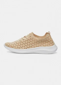 Chaussures ultra-légères avec perforations