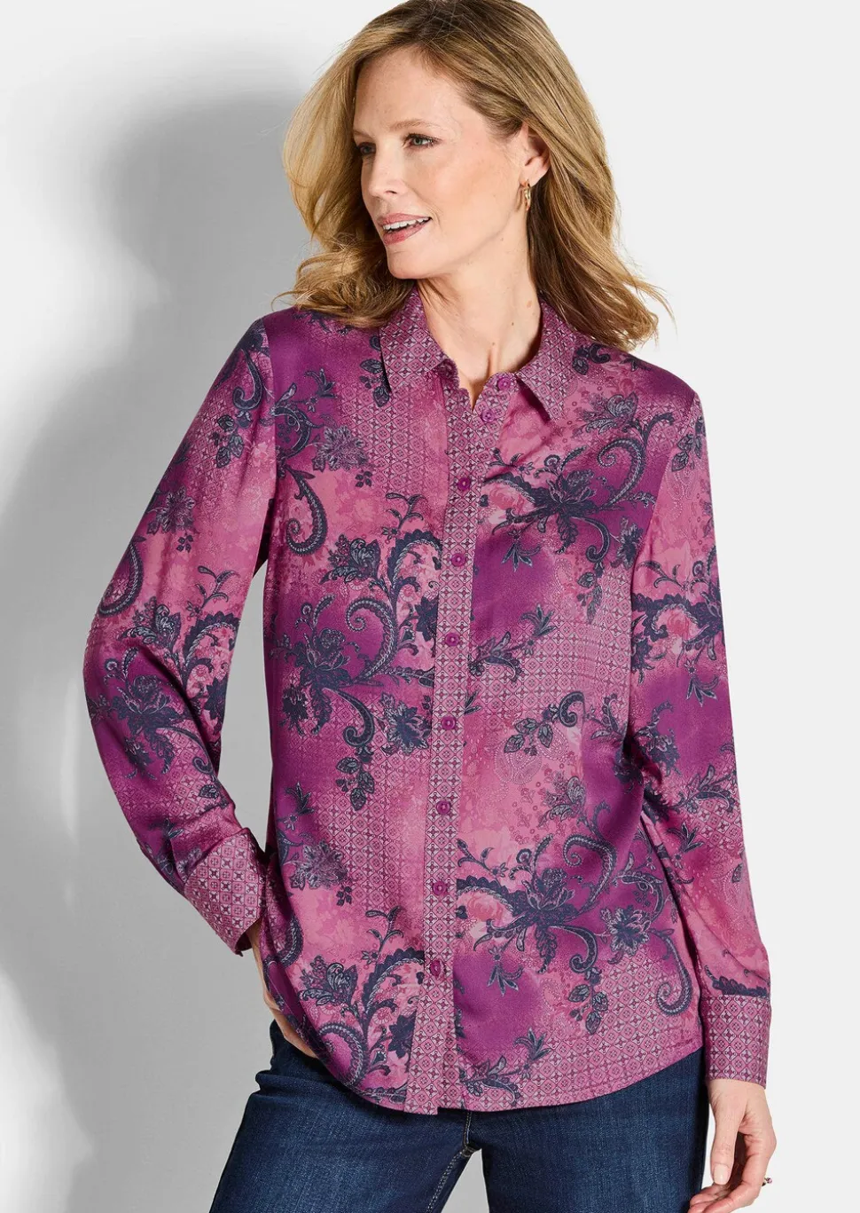 Chemisier en satin de viscose.