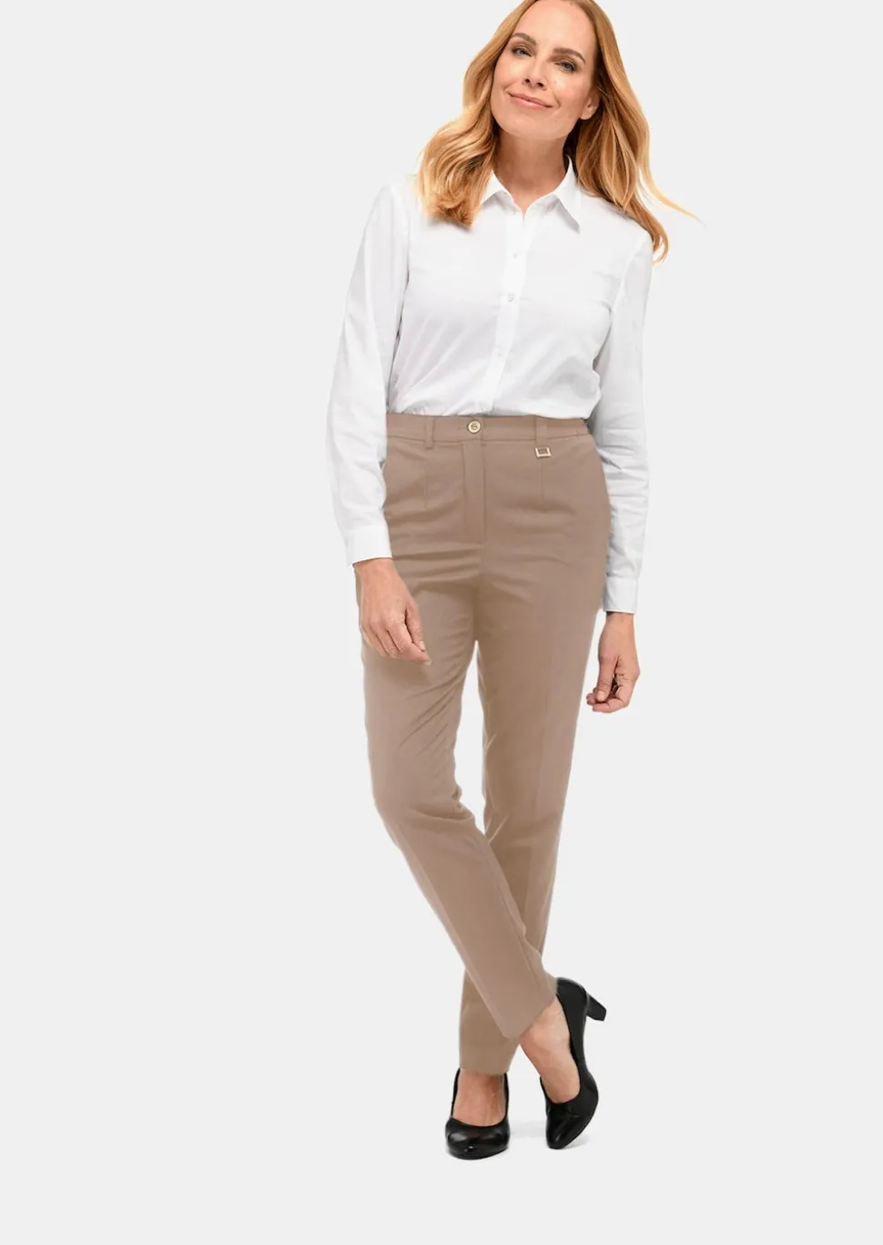 Confortable pantalon LOUISA avec pli