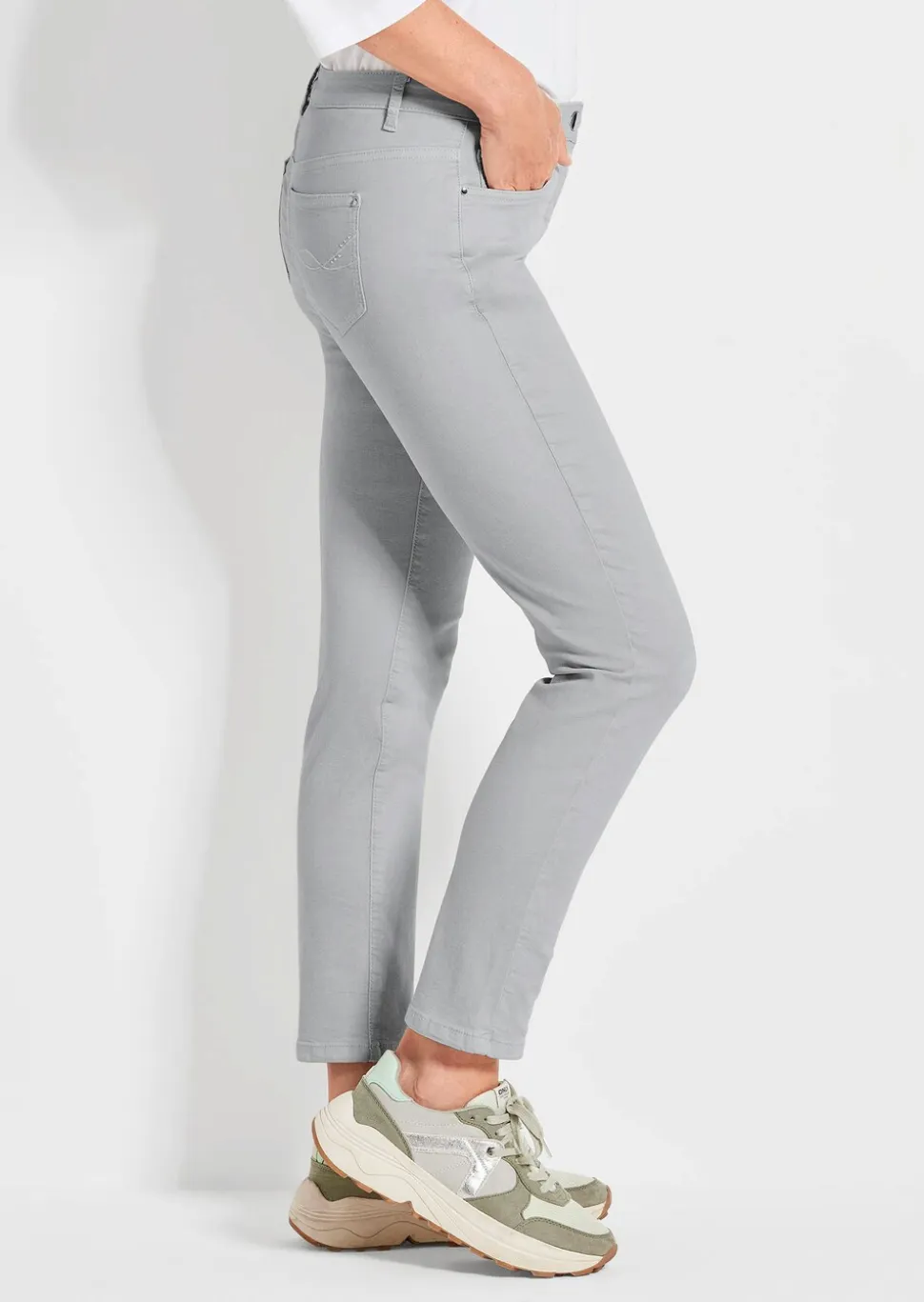 Jean 7/8 BELLA en qualité Super-Stretch