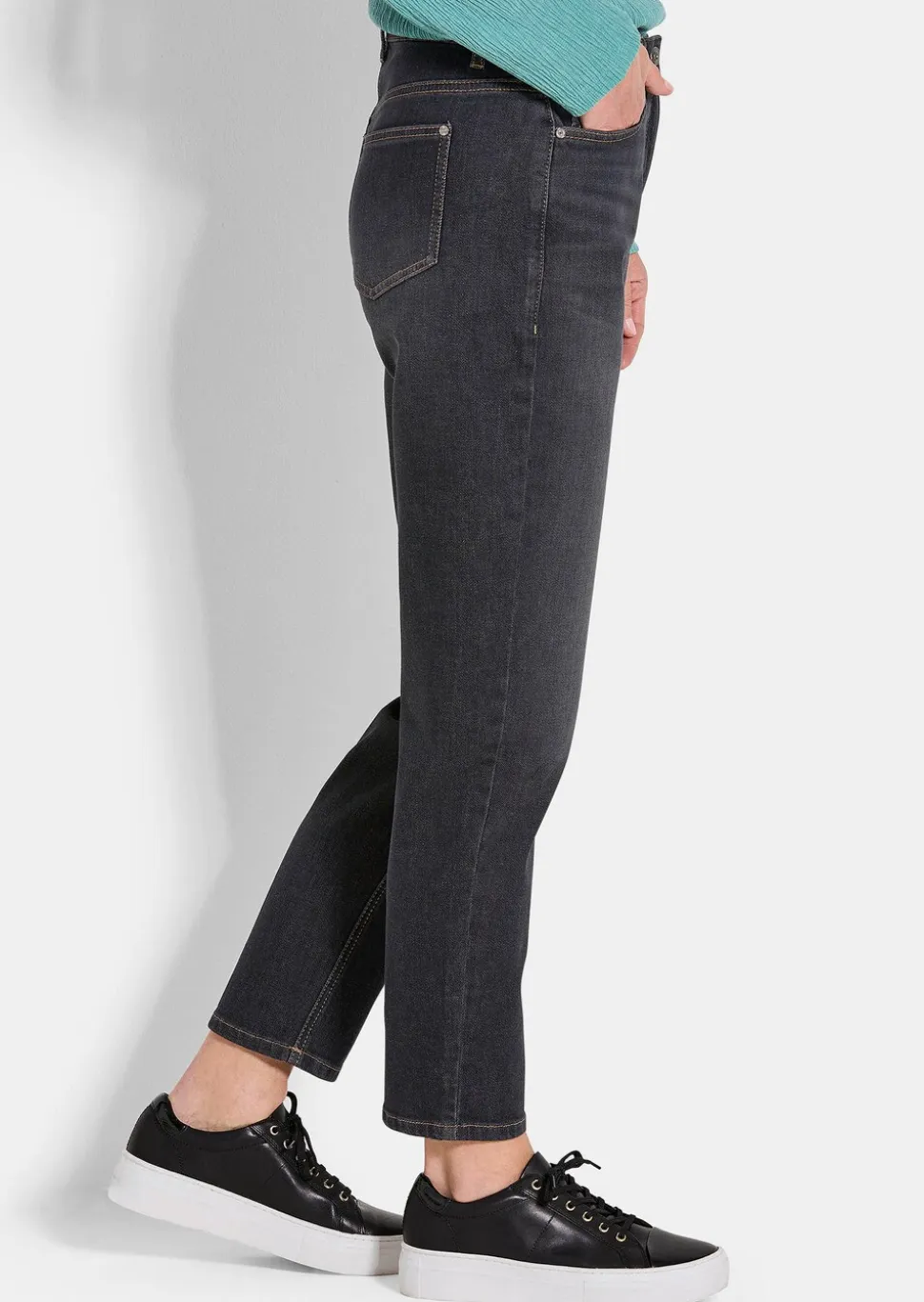 Jean mom SARA en coton stretch
