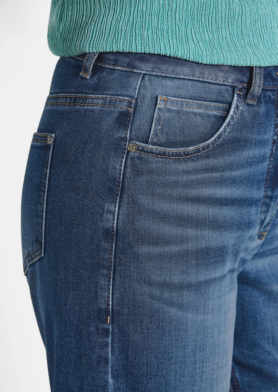 Jean mom SARA en coton stretch