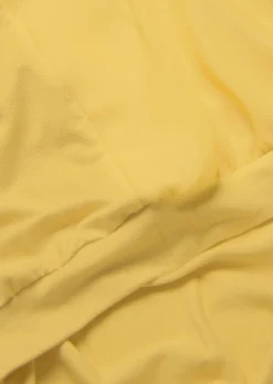 Élégant T-shirt aspect chemisier