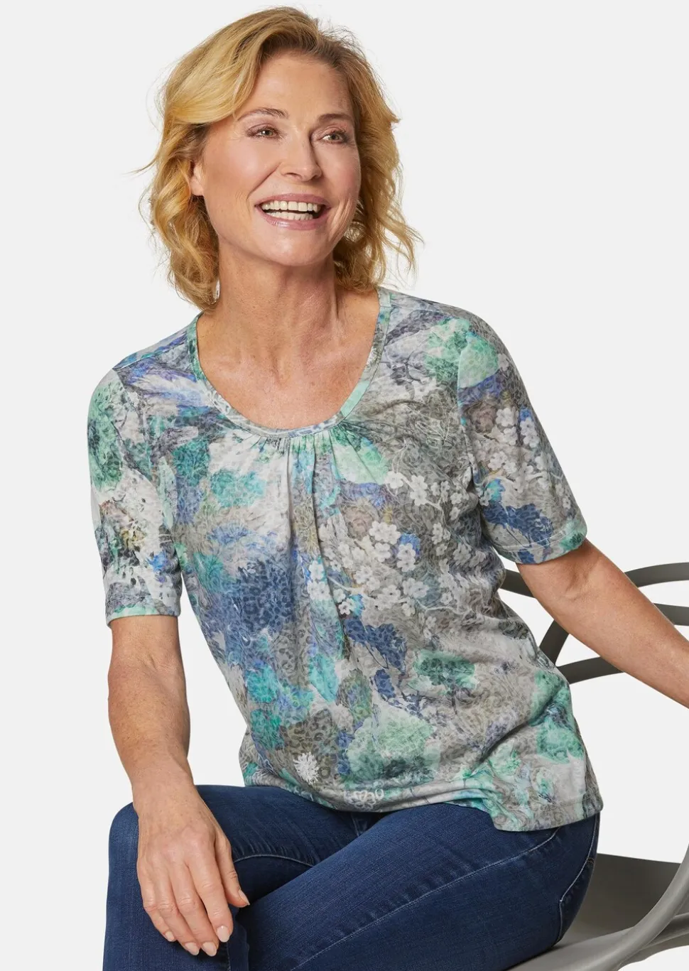 Magnifique T-shirt en tissu dévoré