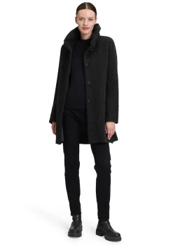 Manteau duveteux avec col Claudine
