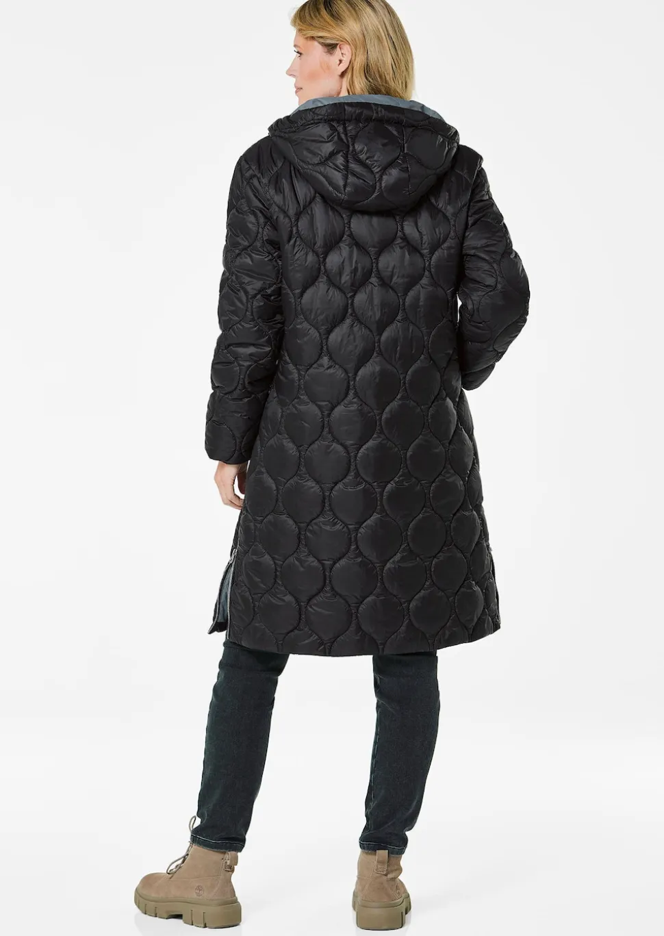 Manteau matelassé avec capuche