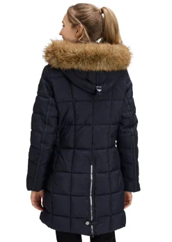 Manteau matelassé avec de nombreuses poches zippées