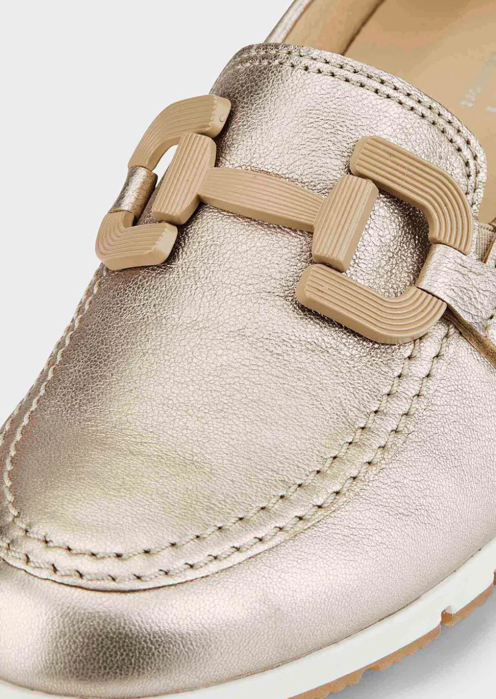 Mocassins en cuir brillant