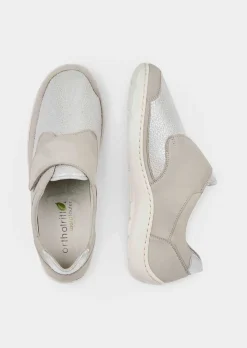 Mocassins à scratch réglable