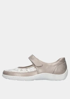 Mocassins à scratch réglable