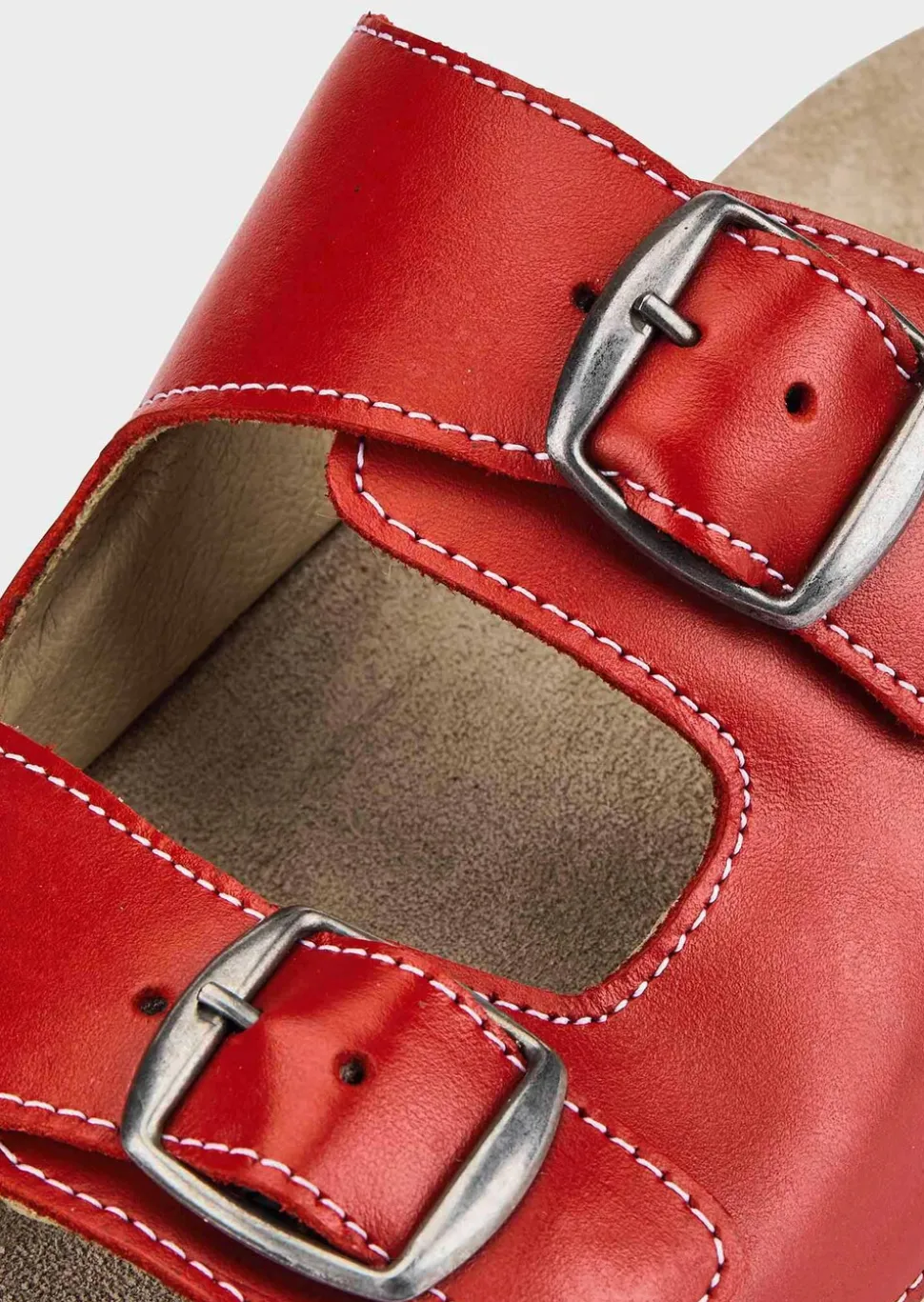 Mules en cuir avec boucles en métal