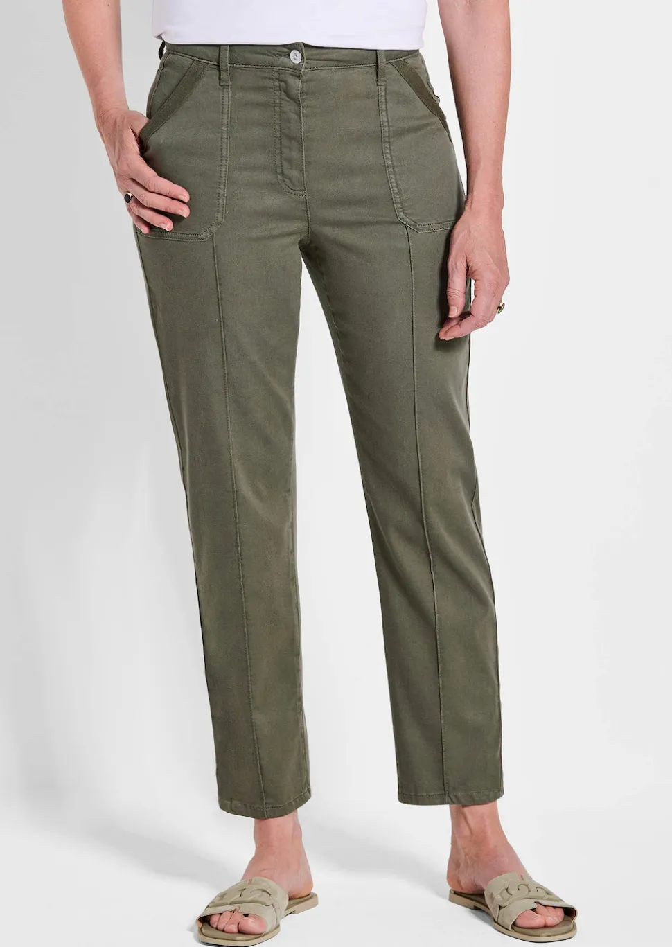 Pantalon cargo SARA avec plis nervurés