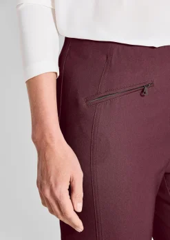 Pantalon en bengaline LOUISA. Coupe ajustée. Intérieur légèrement molletonné.