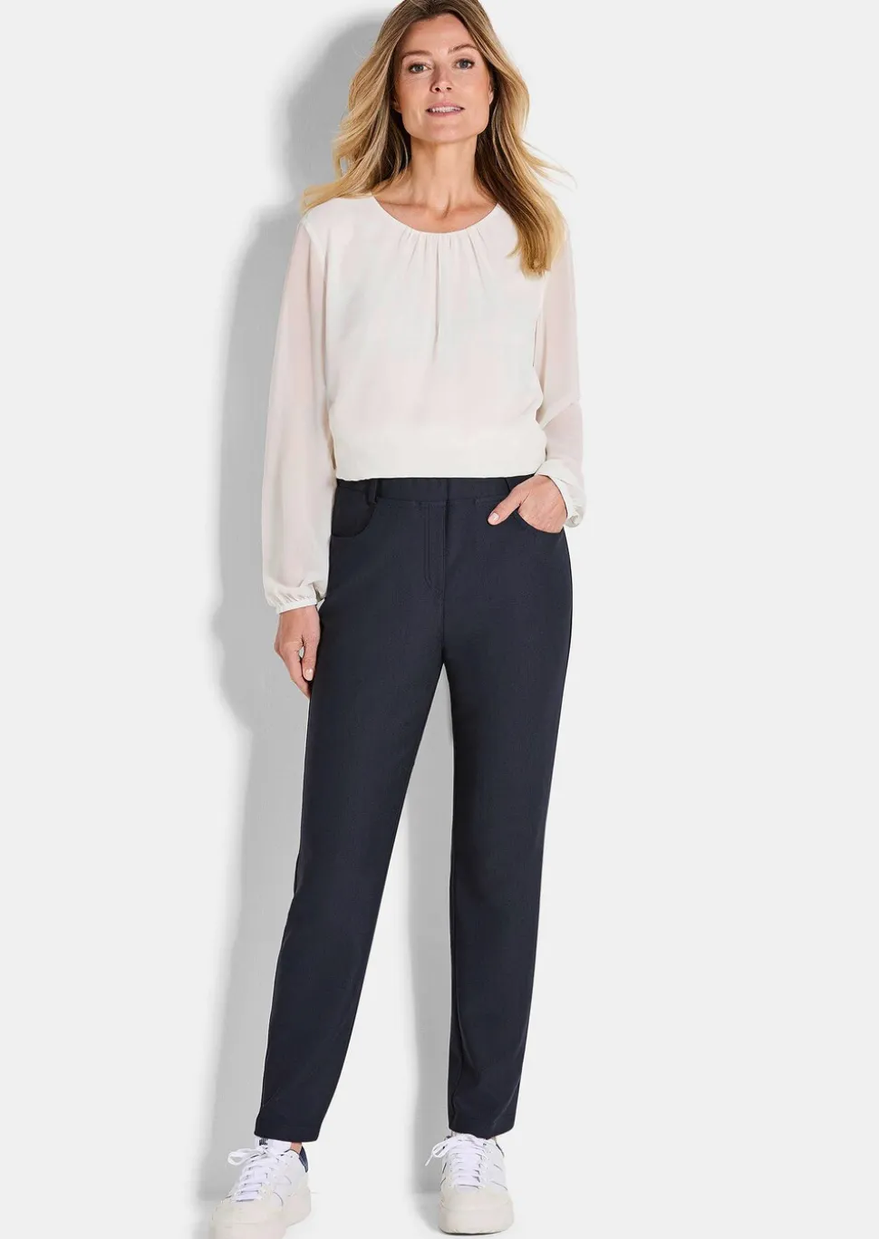 Pantalon LOUISA en tissu sergé