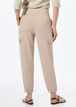 Pantalon style cargo