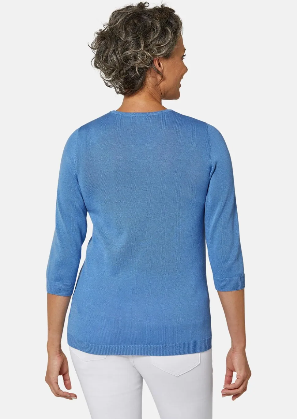 Pull d'été en tricot ajouré
