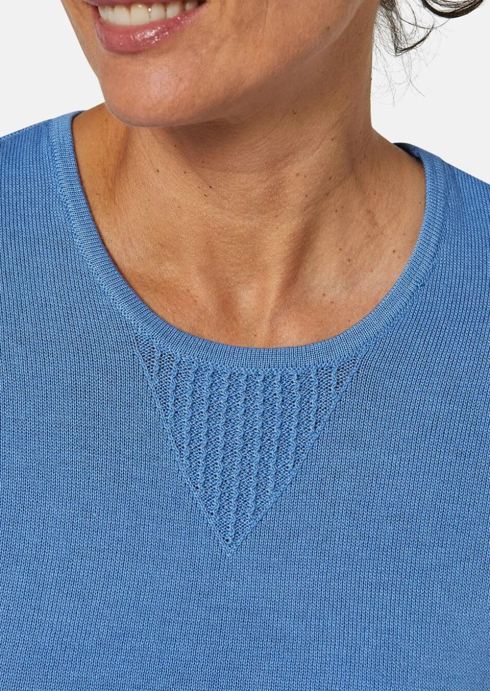 Pull d'été en tricot ajouré