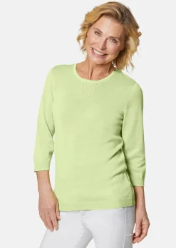 Pull d'été en tricot ajouré