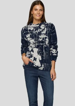 Pull en fil plume et détails scintillants