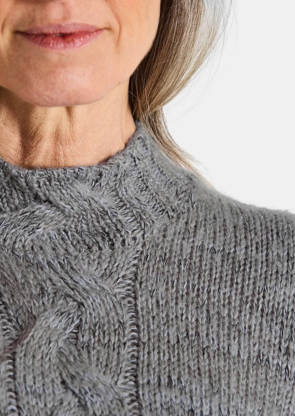 Pull en maille torsadée