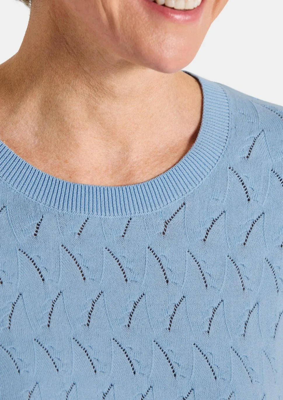 Pull en tricot avec motif torsadé en zigzag