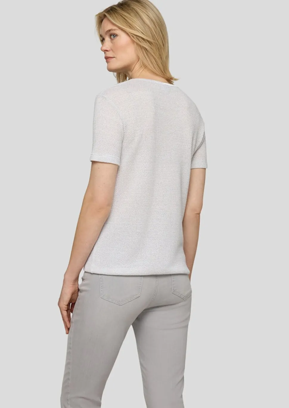 Pull en tricot brillant, léger