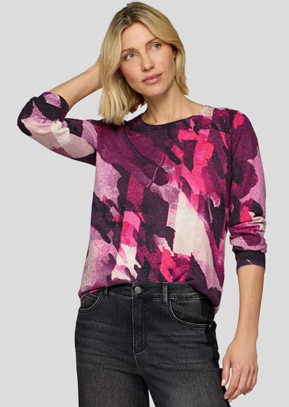 Pull en tricot douillet orné de pierres scintillantes