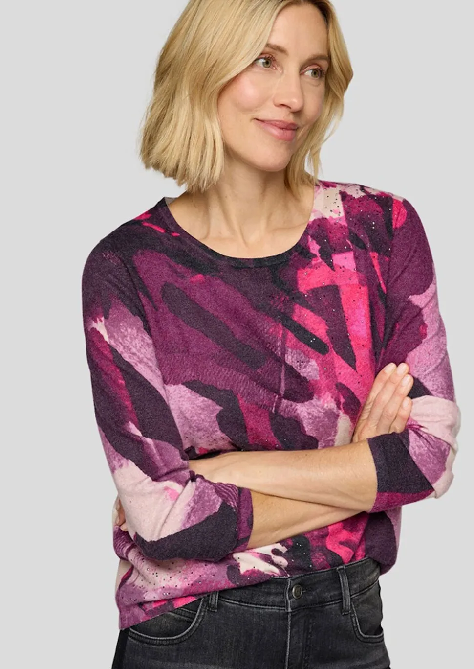 Pull en tricot douillet orné de pierres scintillantes