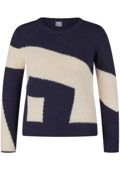 Pull en tricot et fil plume