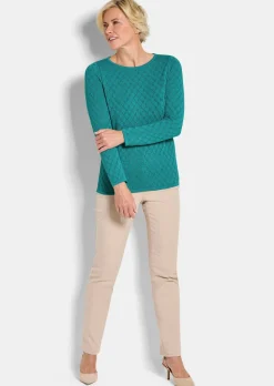 Pull en tricot à la structure alvéolée