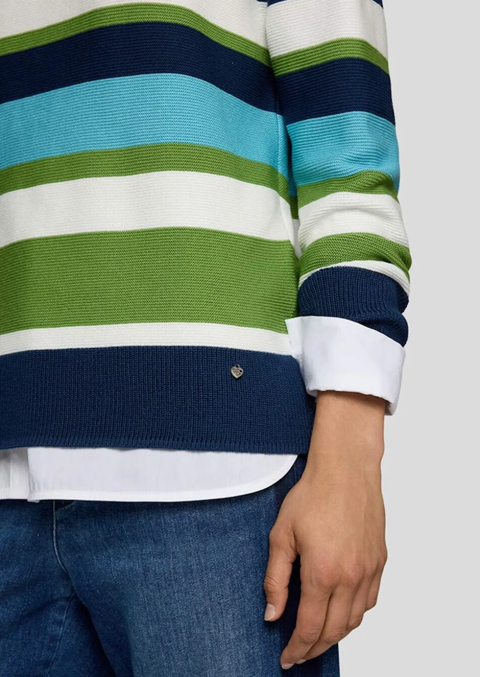 Pull en tricot rayé