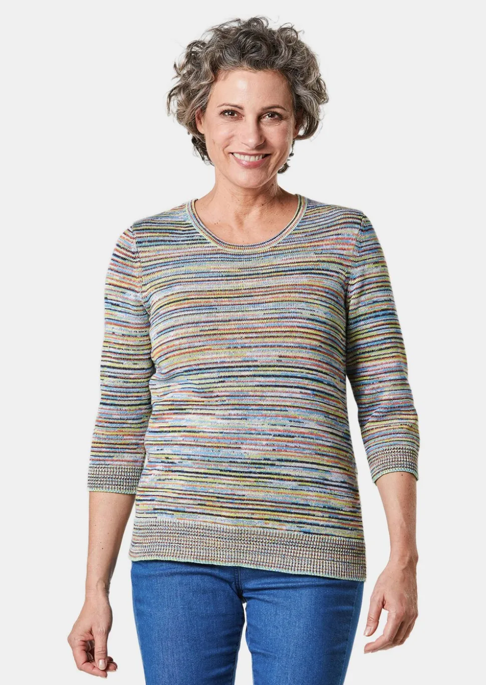 Pull multicolore à rayures qui se coordonne facilement