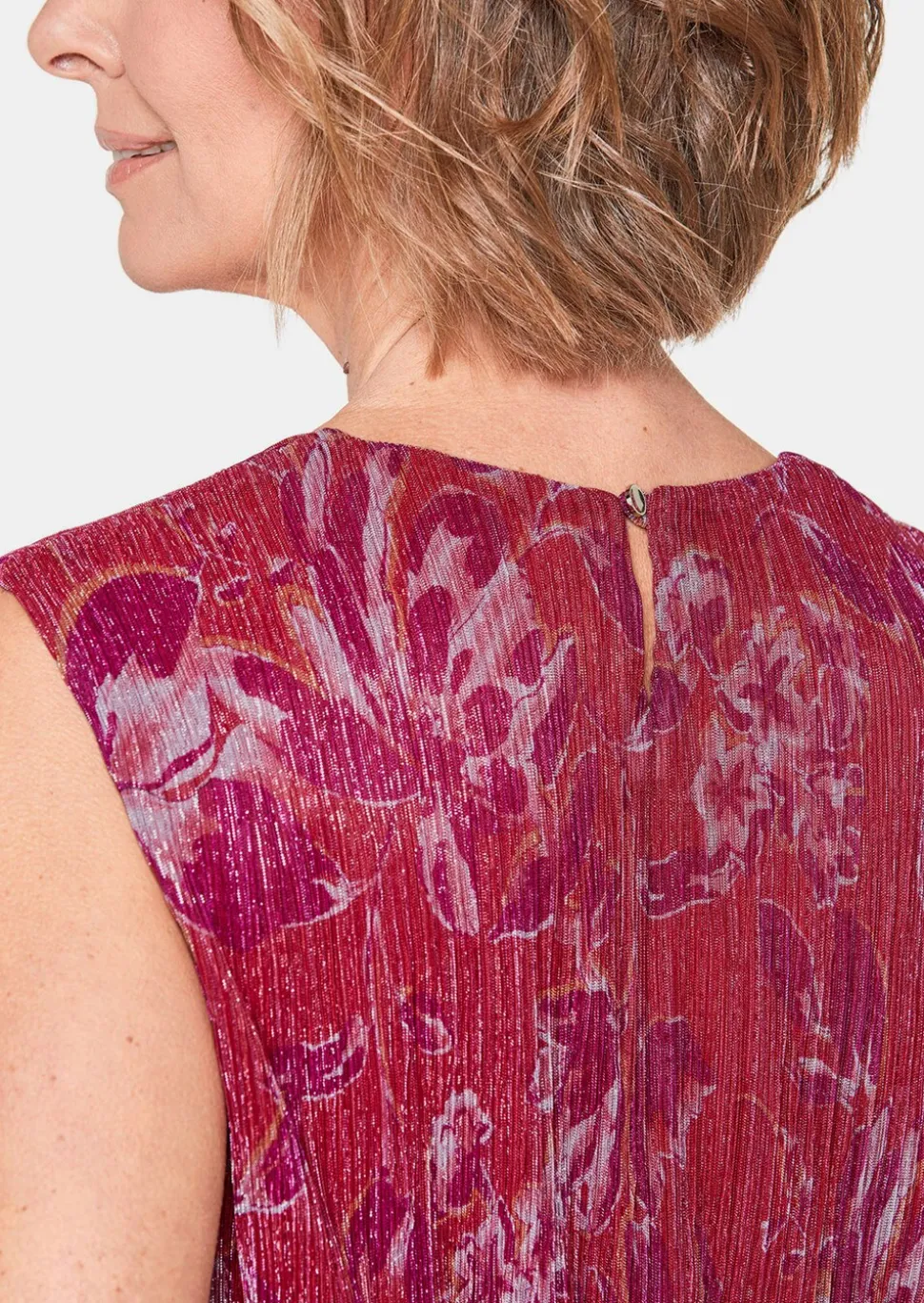 Robe avantageuse avec fils brillants