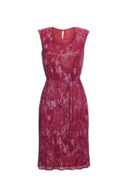 Robe avantageuse avec fils brillants