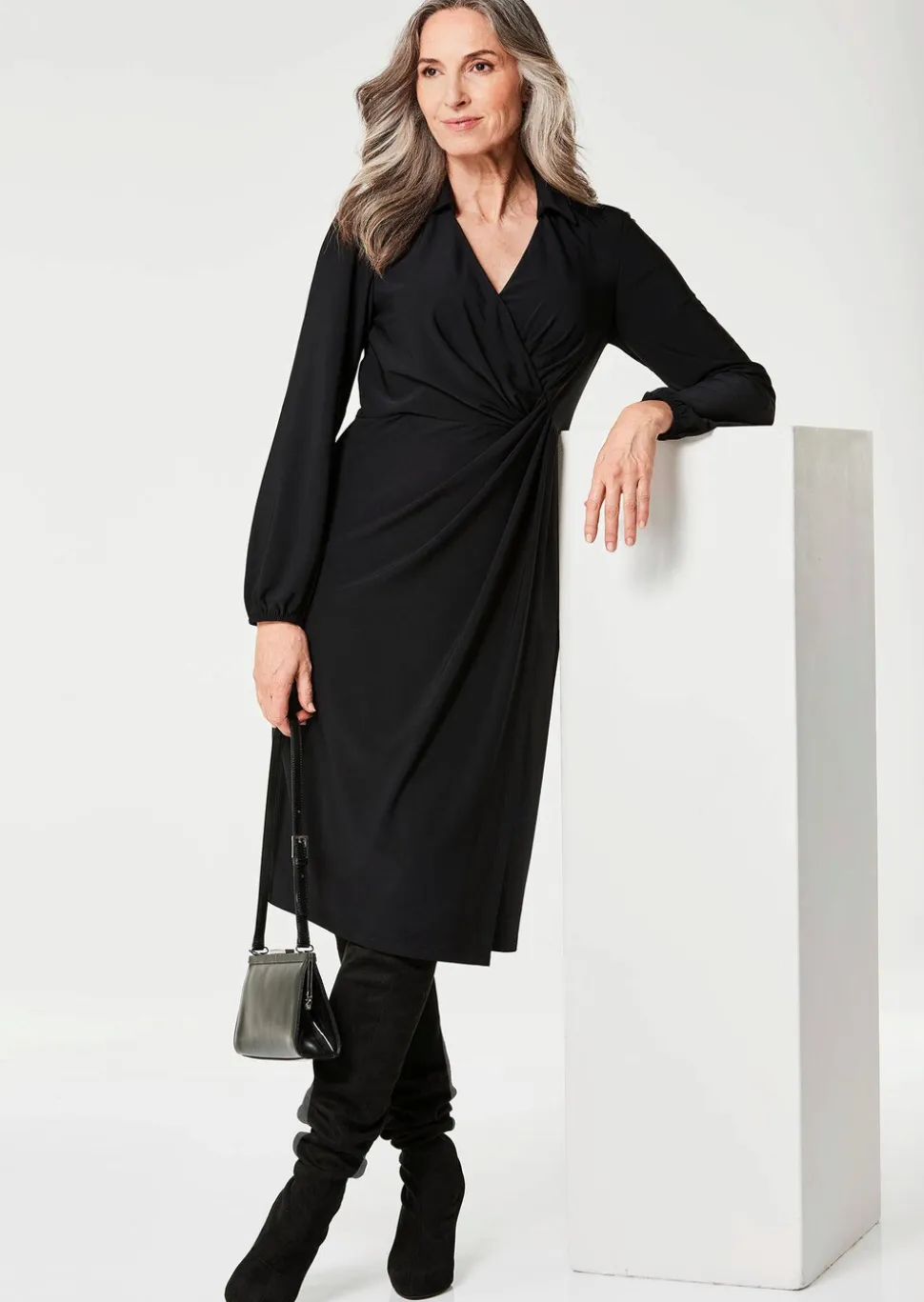 Robe cache-cœur avec col chemise