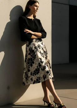 Robe composée d’un haut en jersey et d’une jupe tissée