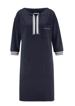 Robe en jersey à col montant