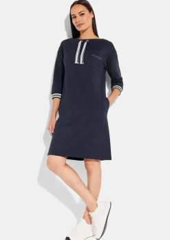 Robe en jersey à col montant